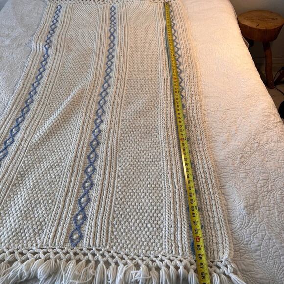 Vintage Granny Popcorn Crochet Throw Blanket Shawl Fringe Hand-made - Picture 5 of 6